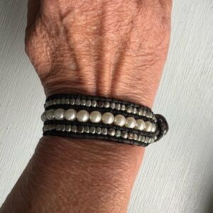 Elegant Black and Silver Beaded Bracelet